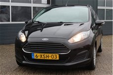 Ford Fiesta - 1.6 TDCi Style (96pk) Navi /Airco /Elek. pakket /C.V. afstand /Radio /Bluetooth /AUX&U