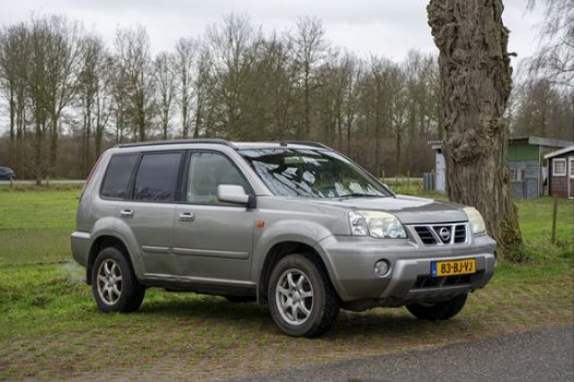 Nissan X-Trail - 2.2 dCi Comfort 4X4 Grijs kenteken - 1