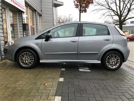 Fiat Punto Evo - 1.3 M-Jet Dynamic 5 Deurs Airco zeer nette auto - 1