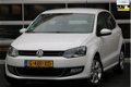 Volkswagen Polo - 1.2 TSI Highline 5 Deurs Airco 82000KM 3-6-12 M Garantie - 1 - Thumbnail