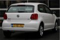 Volkswagen Polo - 1.2 TSI Highline 5 Deurs Airco 82000KM 3-6-12 M Garantie - 1 - Thumbnail