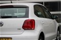 Volkswagen Polo - 1.2 TSI Highline 5 Deurs Airco 82000KM 3-6-12 M Garantie - 1 - Thumbnail