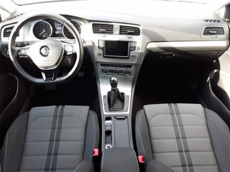 Volkswagen Golf - 1.0 TSI Business Edition Connected - 1