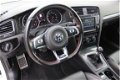 Volkswagen Golf - 2.0 TSI GTI Performance / Panoramadak / Leder / Camera /Disc.pro / Led / 19inch / - 1 - Thumbnail