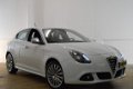 Alfa Romeo Giulietta - 1.4 T 170PK DISTINCTIVE LEDER/LMV/ECC - 1 - Thumbnail