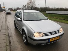 Volkswagen Golf Variant - 2.0