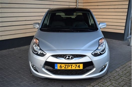 Hyundai ix20 - 1.6i i-Catcher - Panoramadak-Trekhaak-Camera-Leder-Rijklaarprijs - 1