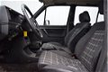 Volkswagen Golf - 1.6 D C Sportstoelen, Trekhaak, APK tot 17-11-2021 - 1 - Thumbnail