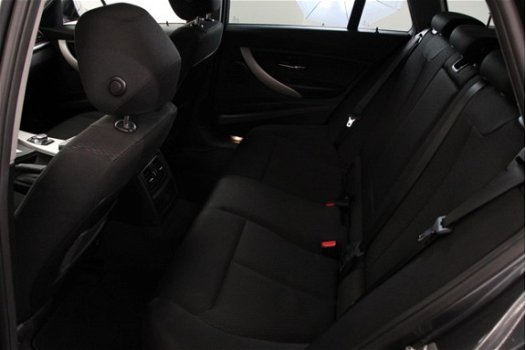 BMW 3-serie Touring - 316d Automaat Touring (Navigatie/Blue tooth/Cruise control/LMV/Trekhaak) - 1