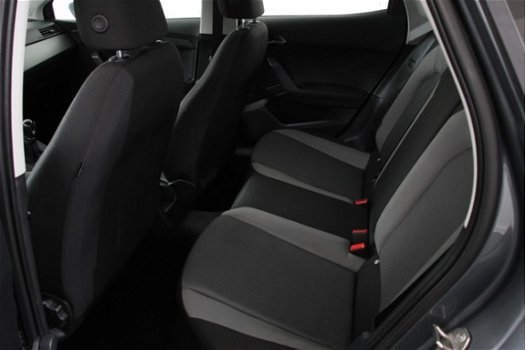 Seat Ibiza - 1.0 MPI Style (E.c.c. Airco/Blue tooth/Cruise control/LMV/Navigatie dmv Full Link) - 1