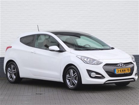 Hyundai i30 - 1.6 GDI i-Magine Leer Navi Camera Climate 48885 km - 1