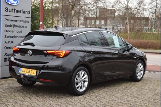 Opel Astra - 1.6 CDTI Innovation 5drs 110pk | Trekhaak | Comfort Stoelen | Camera | Navigatie | Deal - 1
