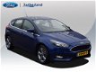 Ford Focus - 1.0 Ecoboost Titanium 125pk Navigatie | Trekhaak | Climate control | Dealer onderhouden - 1 - Thumbnail