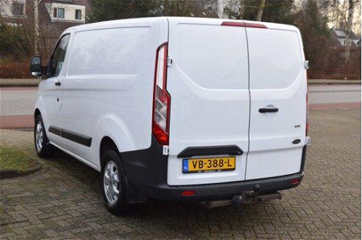 Ford Transit Custom - 270 2.2 TDCI L1H1 Trend 100pk Navigatie | Camera | Lichtmetalen velgen | Trekh - 1