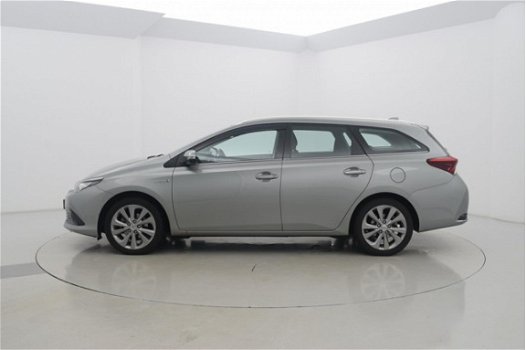 Toyota Auris - TS 1.8 Hybrid Aspiration Automaat - 1