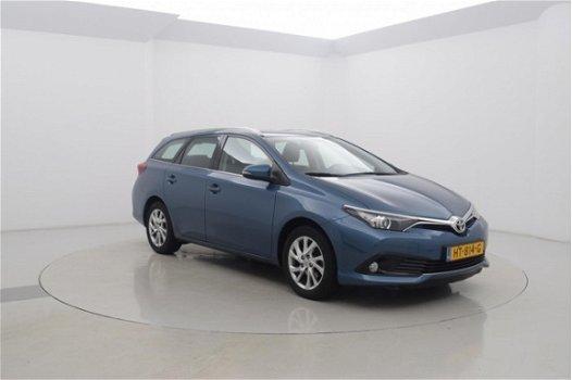 Toyota Auris - TS 1.2T Aspiration Trekhaak Automaat - 1