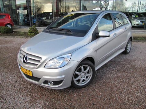 Mercedes-Benz B-klasse - 160 5 drs. Automaat Lamellen panoramadak - 1