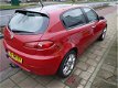 Alfa Romeo 147 - 1.6 T.Spark 16V Blackline - 5 Deurs - Airco - 1 - Thumbnail