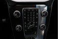 Volvo V40 - 2.0 D2 R-Design Business | Xenon | Stoelverwarming | Voorruitverwarming | Dealeronderhou - 1 - Thumbnail