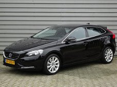 Volvo V40 - T3 152PK Momentum I 17" I Trekhaak I Automaat