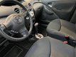 Toyota Yaris - 1.3 16v VVT-i Sol 5-drs A/T + 6 MND BOVAG - 1 - Thumbnail