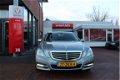 Mercedes-Benz E-klasse - E200 Automaat Avantgarde Business, Navi, Trekhaak - 1 - Thumbnail