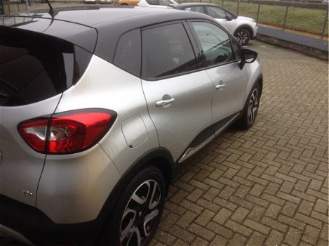 Renault Captur - 1.2 TCe Xmod Automaat | Trekhaak | Navigatie| Leren bekleding | Stoelverwarming Nie - 1