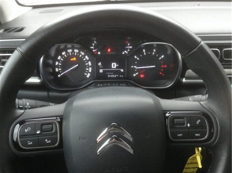 Citroën C3 - 1.2 PureTech Shine | Navigatie | Trekhaak | Achteruitrijcamera Nieuw binnen - 1
