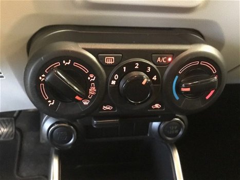 Suzuki Ignis - 1.2 Select | Lichtmetalen Velgen | Aplle Carplay/MirrorLink | BTW Auto | Stoelverwarm - 1