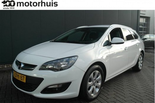 Opel Astra - 1.4 Turbo 120pk Business+ / Navigatie / AGR stoelen - 1