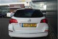 Opel Astra - 1.4 Turbo 120pk Business+ / Navigatie / AGR stoelen - 1 - Thumbnail