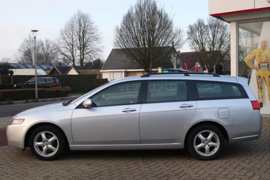 Honda Accord Tourer - 2.0i Automaat Comfort -All in rijklaarprijs | Cruise-control | Dealer ond. | T - 1