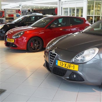 Alfa Romeo Giulietta - 1.4 Turbo MultiAir 170pk Distinctive - 1