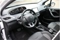 Peugeot 2008 - 1.2 PureTech Allure Panorama dak, Navigatie - 1 - Thumbnail