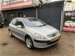 Peugeot 307 - 2.0-16V XT automaat clima nette dealer onderhouden auto - 1 - Thumbnail