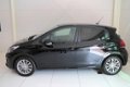 Peugeot 208 - 1.2 Puretech 82pk Signature | NETTO DEAL | LICHTMETALEN VELGEN | NAVIGATIE | AIRCO - 1 - Thumbnail