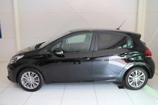 Peugeot 208 - 1.2 Puretech 82pk Signature | NETTO DEAL | LICHTMETALEN VELGEN | NAVIGATIE | AIRCO