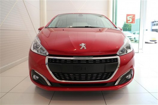 Peugeot 208 - 1.2 Puretech 82pk Signature | AIRCO | NAVIGATIE | LM VELGEN - 1