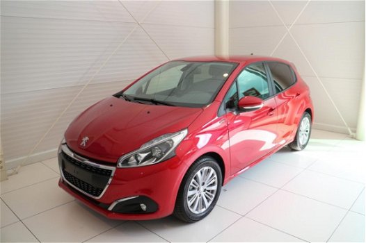 Peugeot 208 - 1.2 Puretech 82pk Signature | AIRCO | NAVIGATIE | LM VELGEN - 1