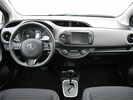 Toyota Yaris - 1.5 Hybrid Dynamic | Navigatie | LM-Velgen | Bluetooth | - 1