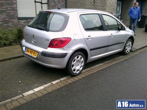 Peugeot 307 - 307; 1.4 5DRS - 1