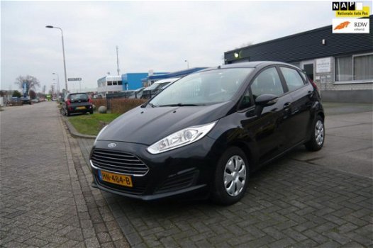 Ford Fiesta - 1.5 TDCi Style Lease 5 Deurs AIRCO NAVIGATIE EURO 6 - 1