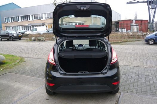 Ford Fiesta - 1.5 TDCi Style Lease 5 Deurs AIRCO NAVIGATIE EURO 6 - 1