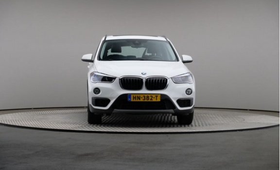 BMW X1 - sDrive18d Corporate Lease Edition Executive, LED, Leder, Navigatie, Panoramadak - 1