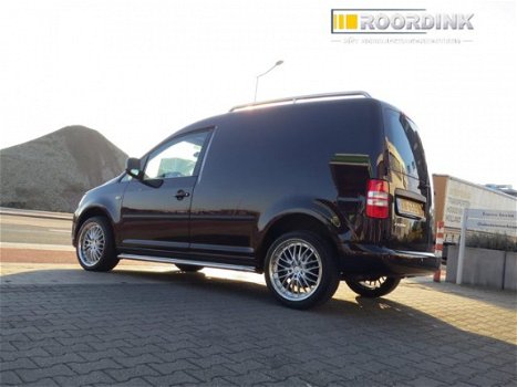 Volkswagen Caddy - 2.0 TDI 140 pk DSG automaat, navi, cruise, multistuur, 18” lmv - 1