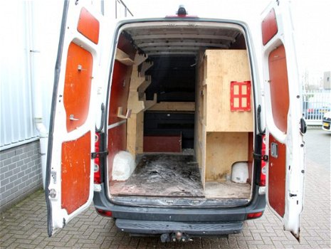 Volkswagen Crafter - 30 2.5 TDI L2H2 - 1