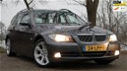 BMW 3-serie Touring - 330d - Automaat - Airco - Elek.pakket - Vol opties - Inruil mogelijk - 1 - Thumbnail