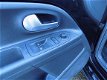 Volkswagen Up! - 1.0 BMT 60pk move up airco el pakket navi fabrieksgarantie tot februari 2021 - 1 - Thumbnail