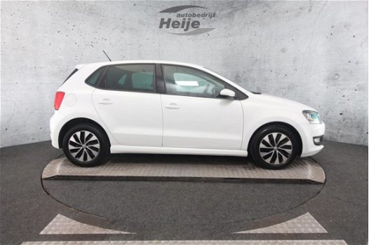 Volkswagen Polo - 1.4 TDI BlueMotion | Dealeronderhouden | Airco | Navigatie | Cruise Control - 1