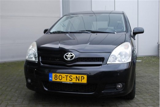 Toyota Corolla Verso - 2.2 D-4D 7-persoons Nwe APK - 1